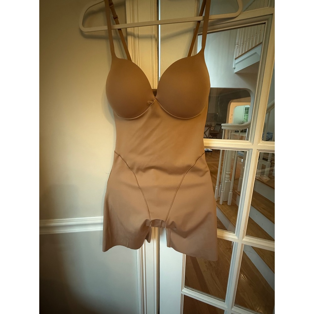 Skims Sculpting Mid Thigh Bodysuit Underwire Clay Tan Size Large L Shapewear
